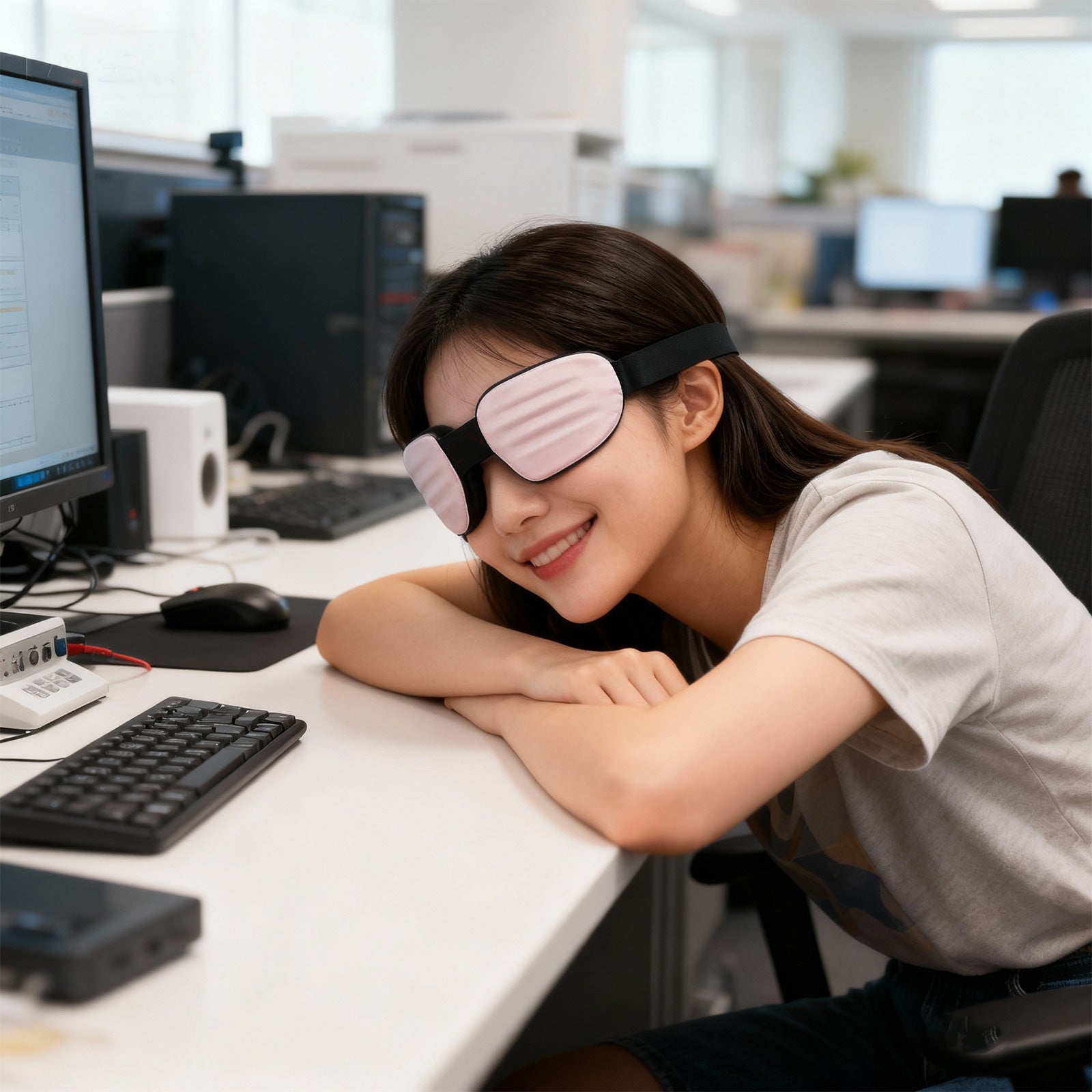 Fismool Pocket Sleep Mask 2.0 Pink | Perfect for sleep at home or office rest with ultimate comfort