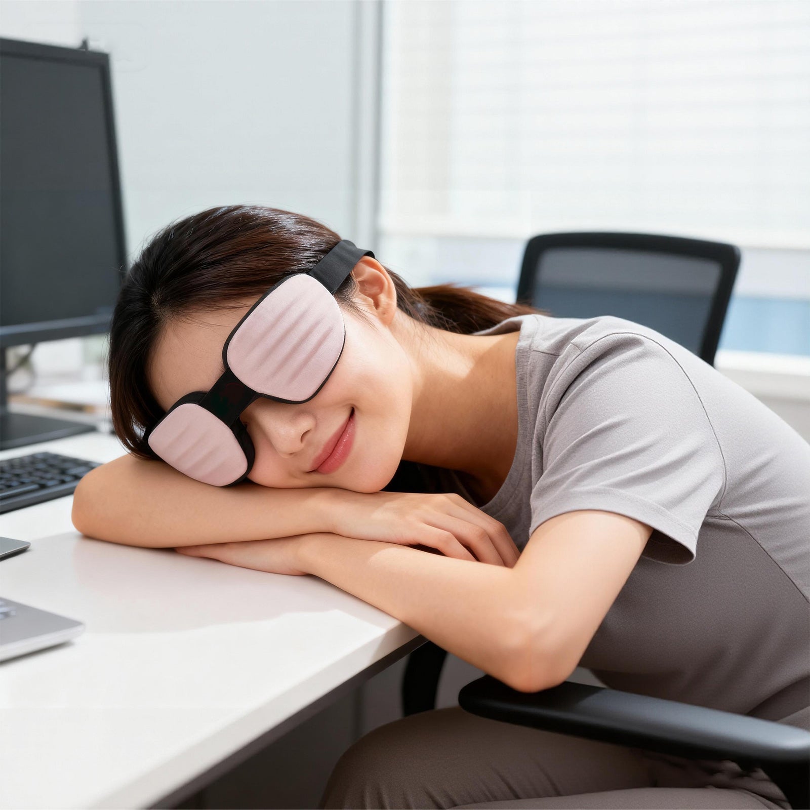 Fismool Pocket Sleep Mask 2.0 Pink for side sleepers | Blocks light for a better nap or sleep anywhere